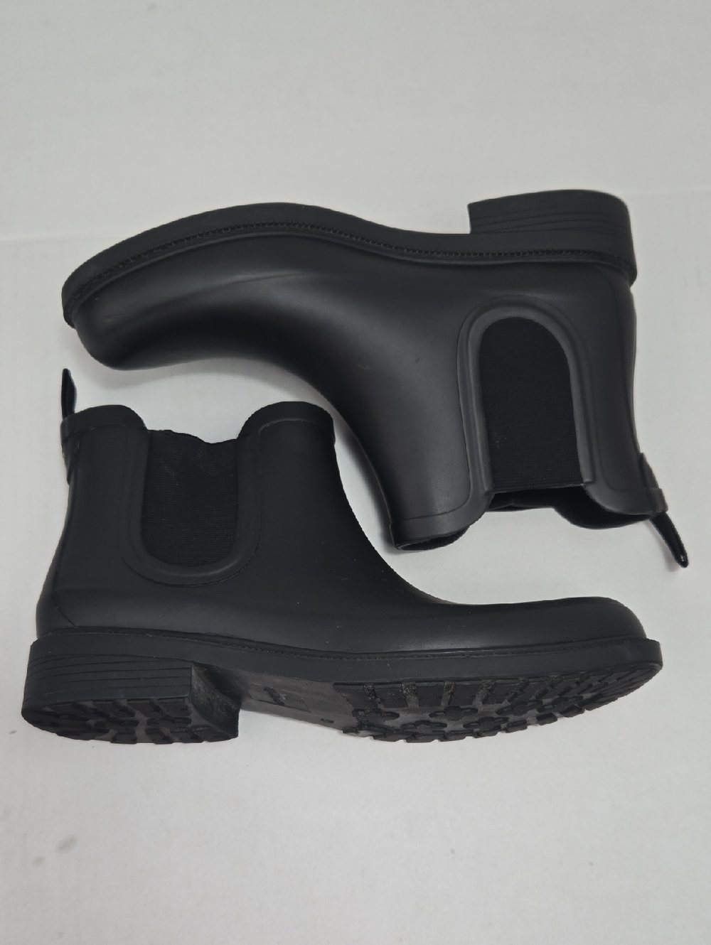 SizeMadewell Women’s Chelsea Rain Boots Black, Size 9 m